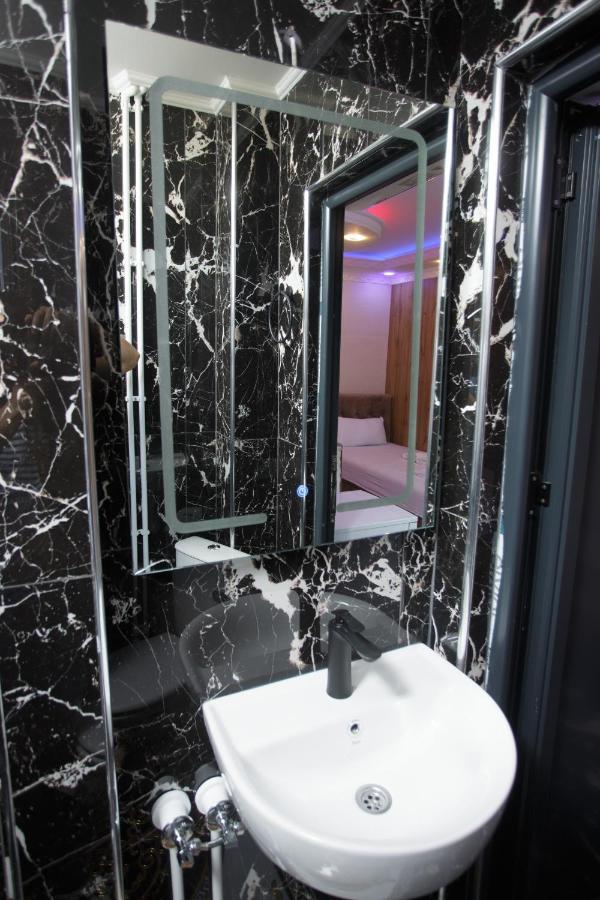 B H B Apartmani Novi Pazar Exteriör bild