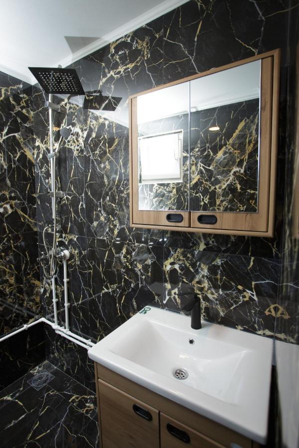 B H B Apartmani Novi Pazar Exteriör bild
